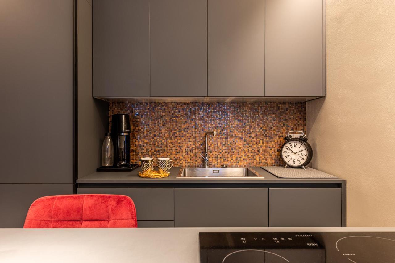 Duomo A 2 Fermate - Tiny Apartment In Pta Venezia Милан Экстерьер фото